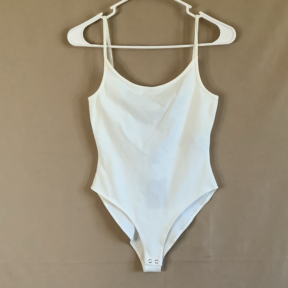 NWT Forever 21 Women White Knit Bodysuit S